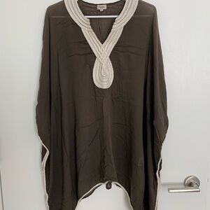 Tashia London beach overup